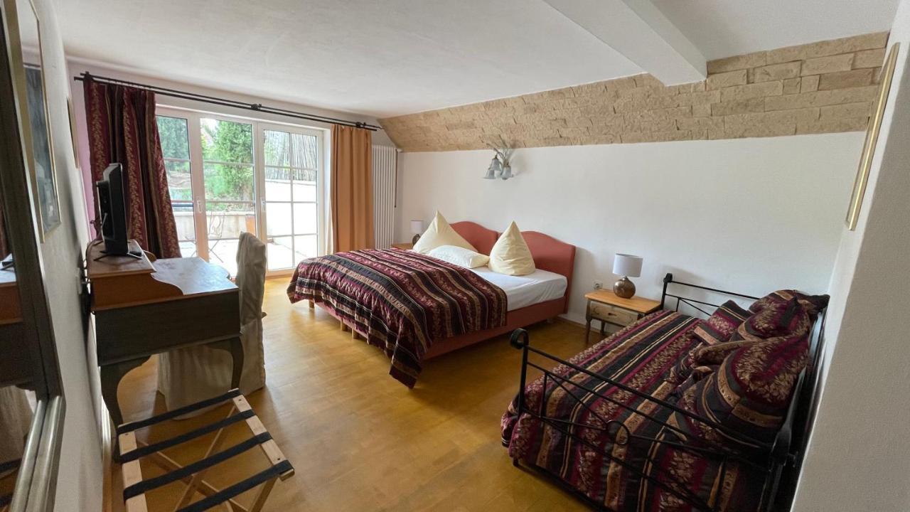 Gaestehaus Eschment Bissersheim Esterno foto